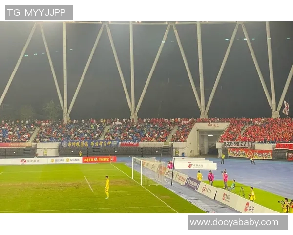 广州足球队领跑最新足球节奏TOP10榜单引发热议 广州足球队领跑最新足球节奏TOP10榜单引发热议