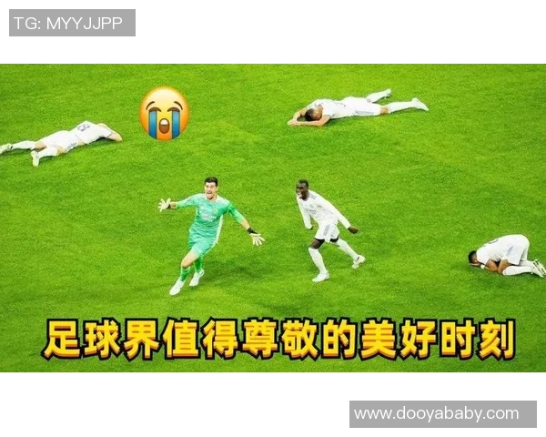 足球巨星携子共进晚餐温馨时刻展现家庭幸福生活 足球巨星携子共进晚餐温馨时刻展现家庭幸福生活