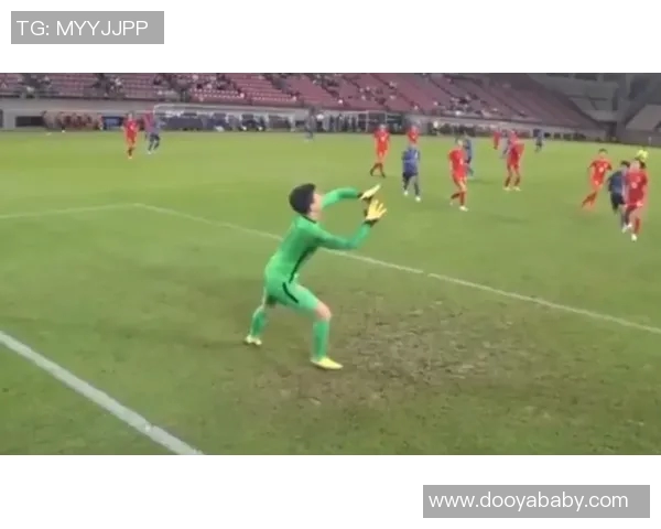 足球明星摆饰图片展示球场魅力与个人风采的完美结合 足球明星摆饰图片展示球场魅力与个人风采的完美结合